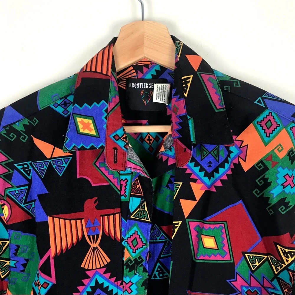 VINTAGE Tribal Aztec Print Button Down Shirt - M - Picture 7 of 8